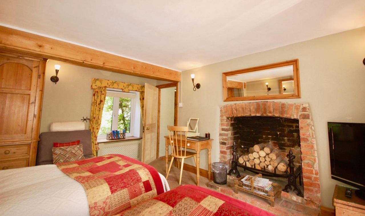 Bed and Breakfast The Old Forge East Kennett Exteriér fotografie